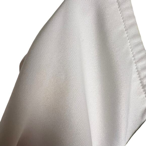 Badgley Mischka Black White Two-Tone Off Shoulder Trumpet Gown Size 4 - Picture 10 of 15